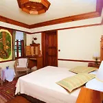 Hotel Tuerk Evi 4*