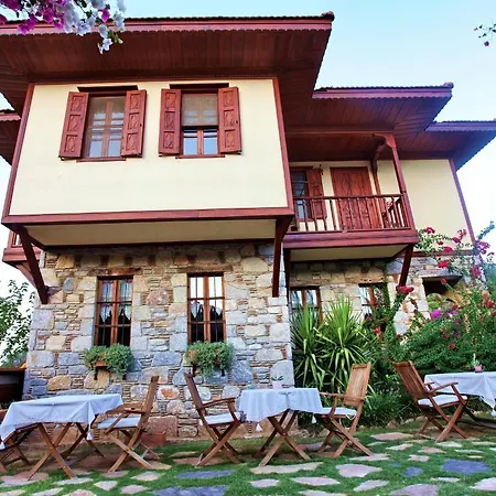 Tuerk Evi داتْشا