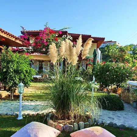 Tuerk Evi 4* Datça