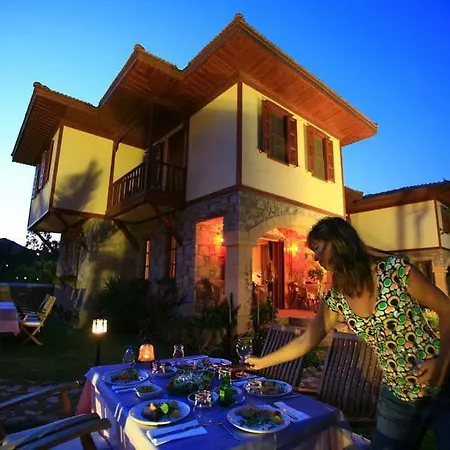 Tuerk Evi 4* Datça
