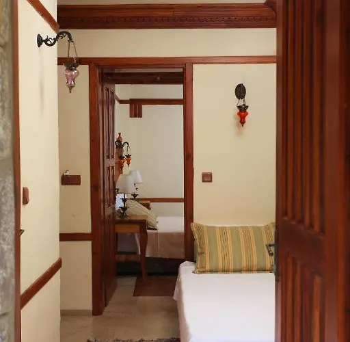 Ξενοδοχείο Tuerk Evi