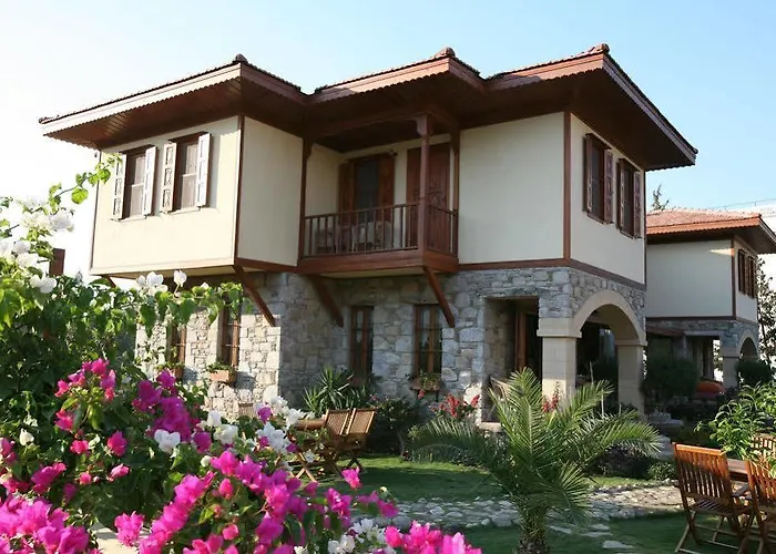 Ξενοδοχείο Tuerk Evi 4*