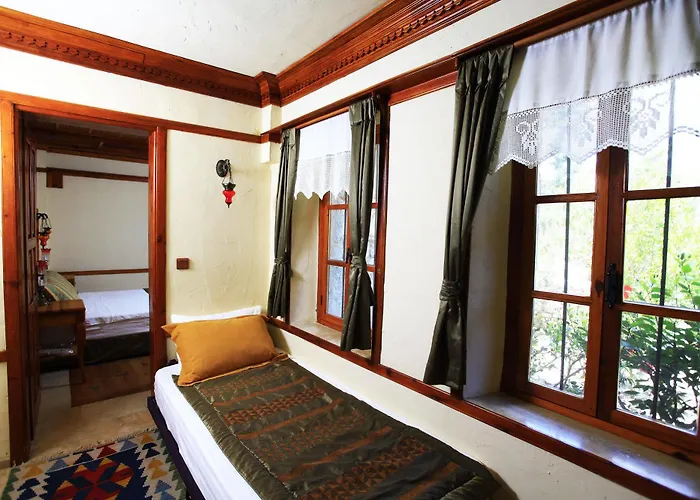 Ξενοδοχείο Tuerk Evi 4*