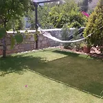 Отель Tuerk Evi 4*
