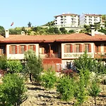 Tuerk Evi 4*
