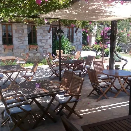 Tuerk Evi