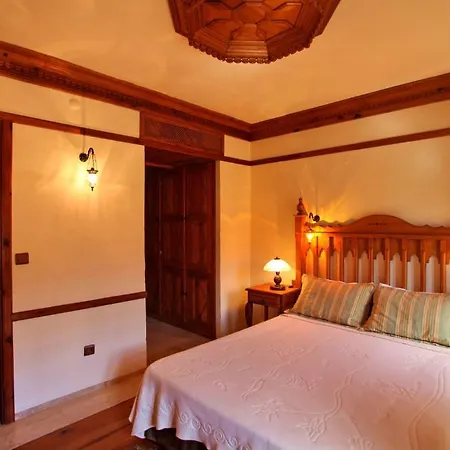 Tuerk Evi 4*