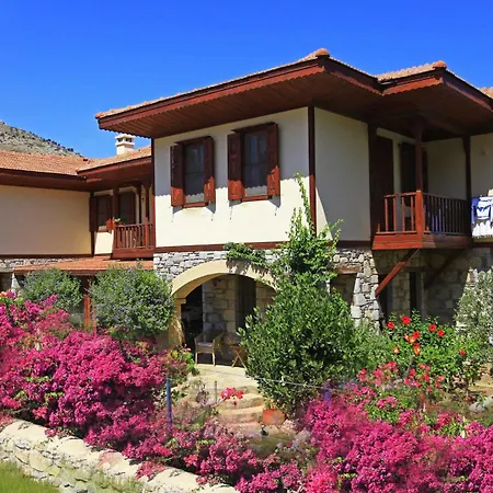 Tuerk Evi 4*
