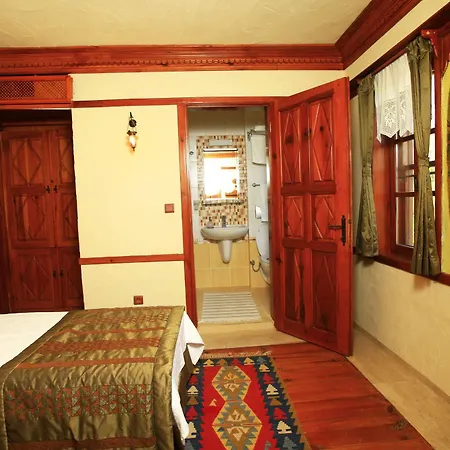 Tuerk Evi 4*