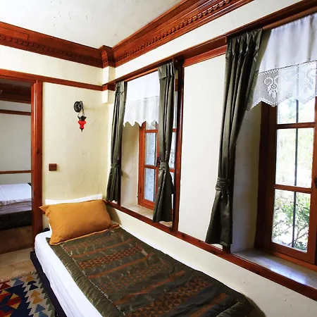Hotel Tuerk Evi 4*